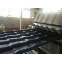 新型三层塑料树脂瓦生产线 pvc屋面隔热琉璃瓦生产设备