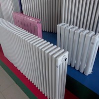 钢三柱暖气片 钢四柱暖气片 钢制暖气片 钢五柱散热器 型号齐全