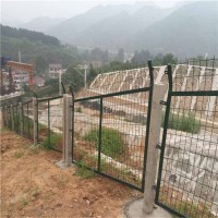潮安工地安全围栏圈地铁丝网护栏 广州铁路防护栅栏现货