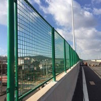 广州桥梁防落网款式 框架护栏隔离栅定做 公路防眩网价格